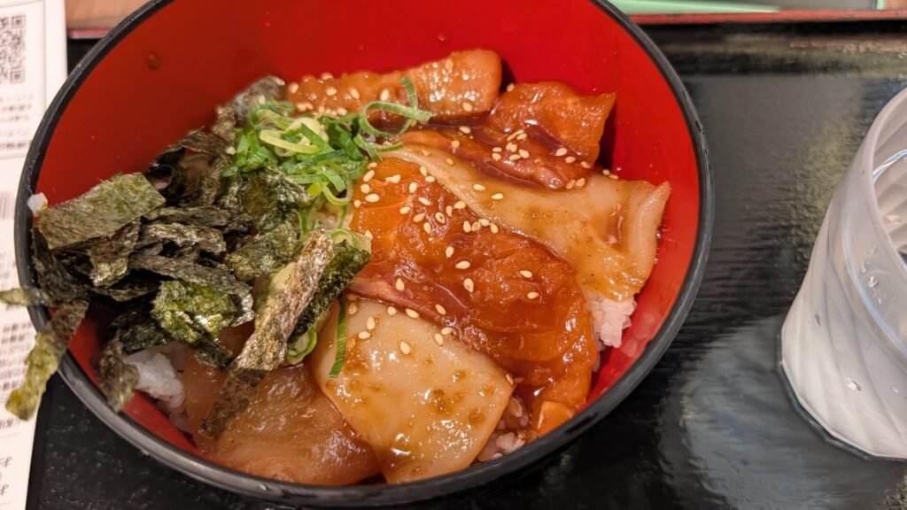 ごまだれ丼