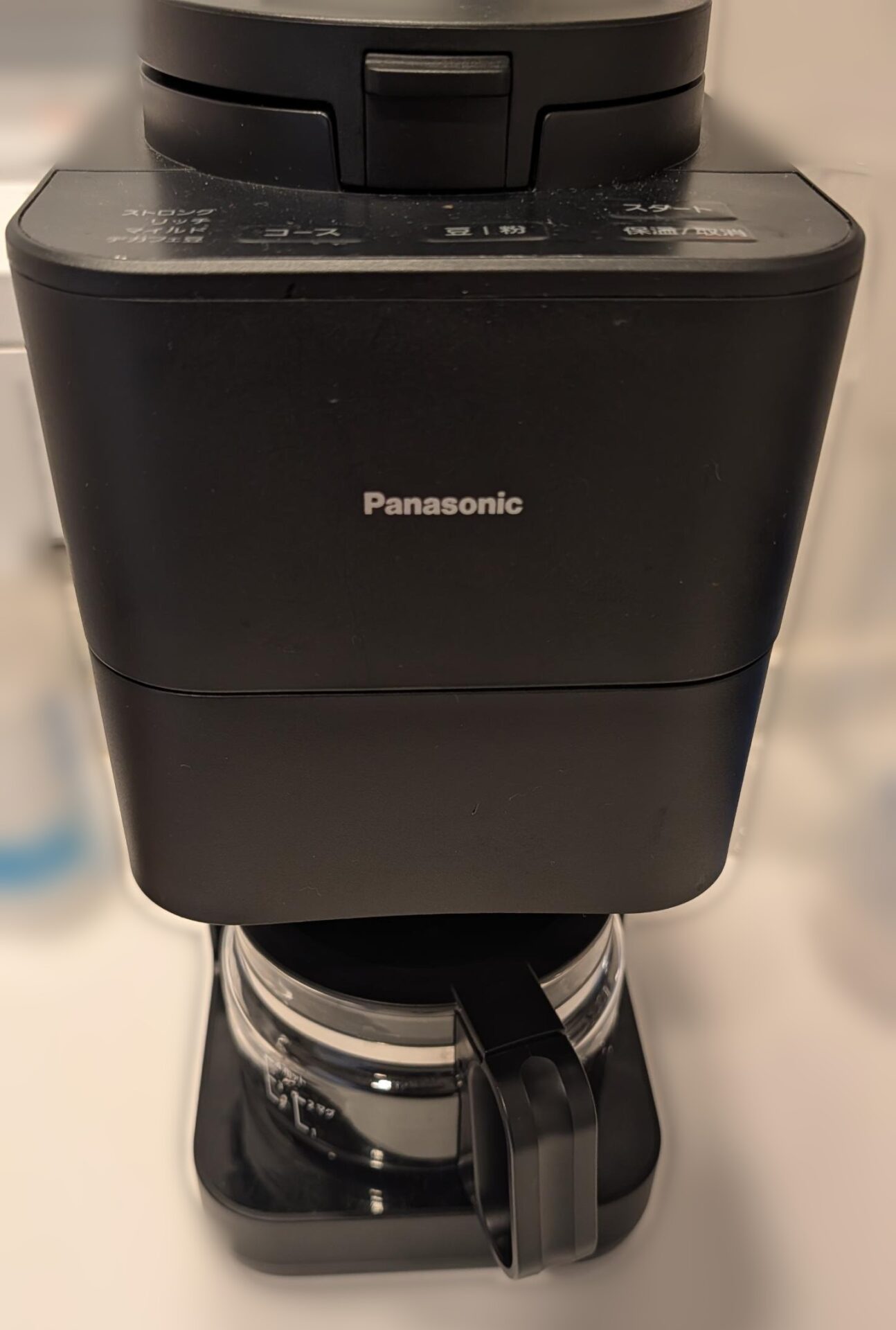 Rentioで借りたパナソニックのコーヒーメーカー NC-A58-K（ブラック）の正面
